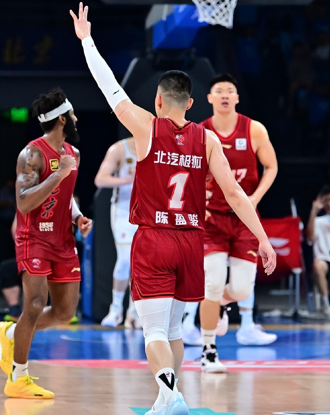 包含欧篮联赛程吃紧;广厦男篮今晚强势反弹;球迷炸锅;数据趋势出现新变化的词条 包含欧篮联赛程吃紧;广厦男篮今晚强势反弹;球迷炸锅;数据趋势出现新变化的词条