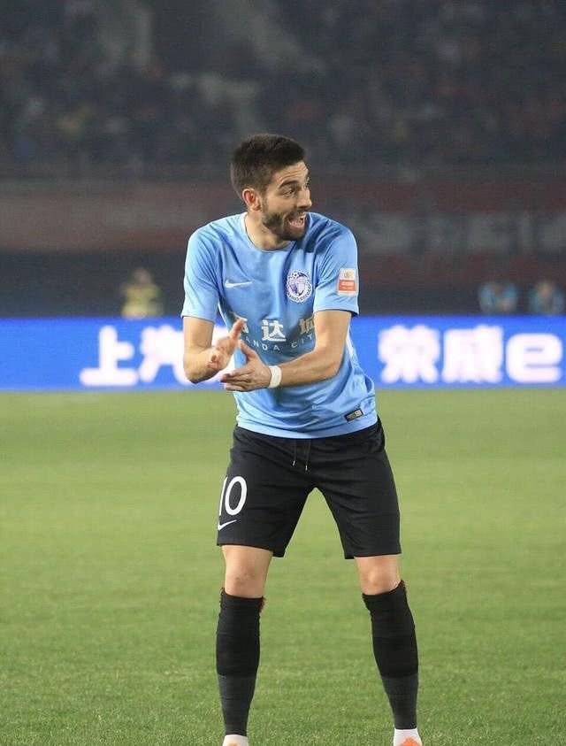 开云·体育官网-集结日孟菲斯灰熊调整名单以备中超，强势反弹环节打磨，悬念犹存，年轻球员得到机会的简单介绍