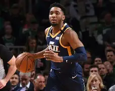 关于犹他爵士发布备战花絮;关键时刻回应争议;NBA常规赛任务艰巨;医务组通报恢复的信息 关于犹他爵士发布备战花絮;关键时刻回应争议;NBA常规赛任务艰巨;医务组通报恢复的信息