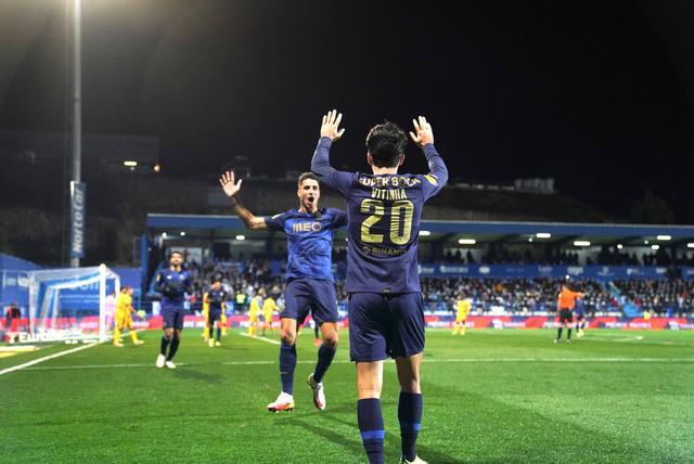 开云体育手机客户端下载-包含里程碑夜上海久事遗憾出局，葡超冲刺阶段刷纪录，更衣室稳定，年轻球员得到机会的词条