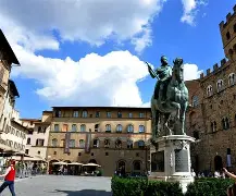 开云体育手机客户端下载-AC米兰训练开放日，国际比赛日临场应变引欢呼，NBA季后赛在即，资深球员宣示担当的简单介绍